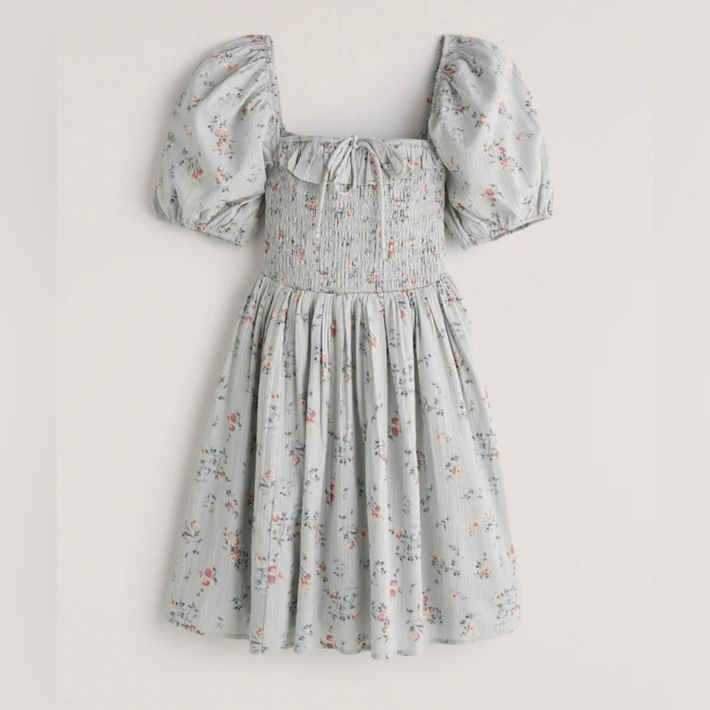 NEW Abercrombie smocked bodice mini dress